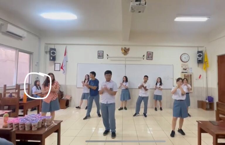 Latihan Koreo Uprak 8 Januari